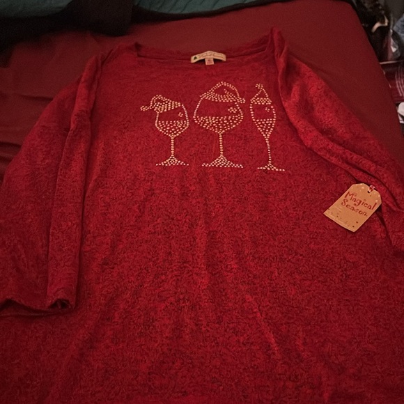 Women Magical Season top - Picture 2 of 2